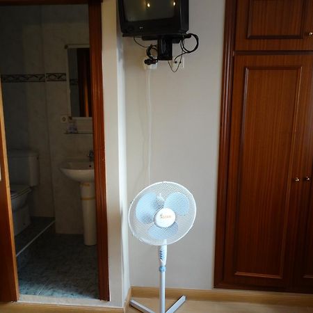 Hostal La Redonda Гранада Екстериор снимка